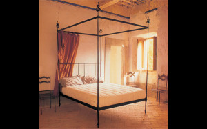 letto baldacchino ferro